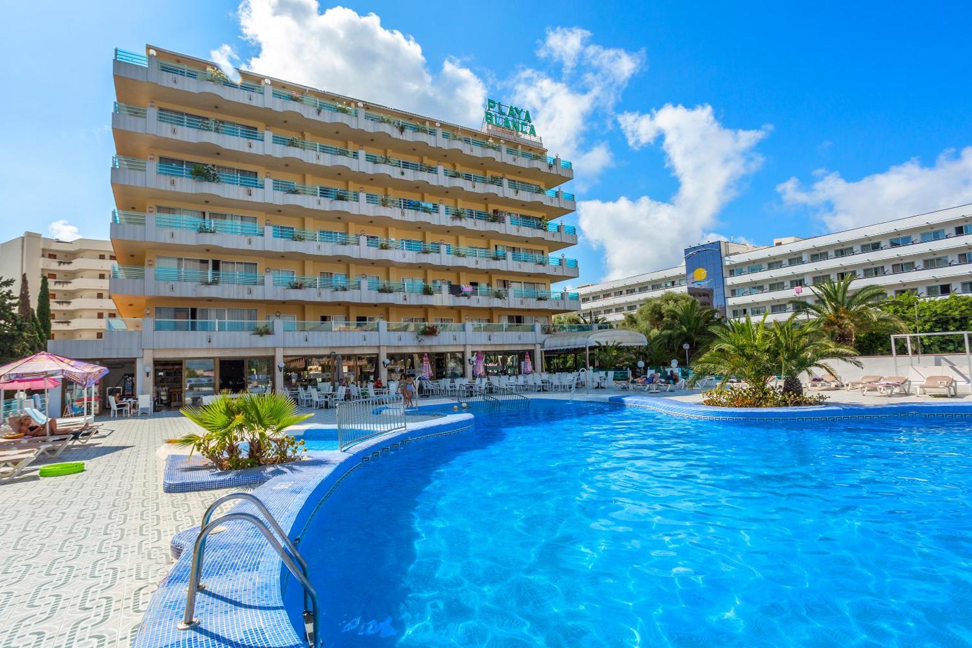 Playa Blanca Hotel Sa Coma  Bagian luar foto