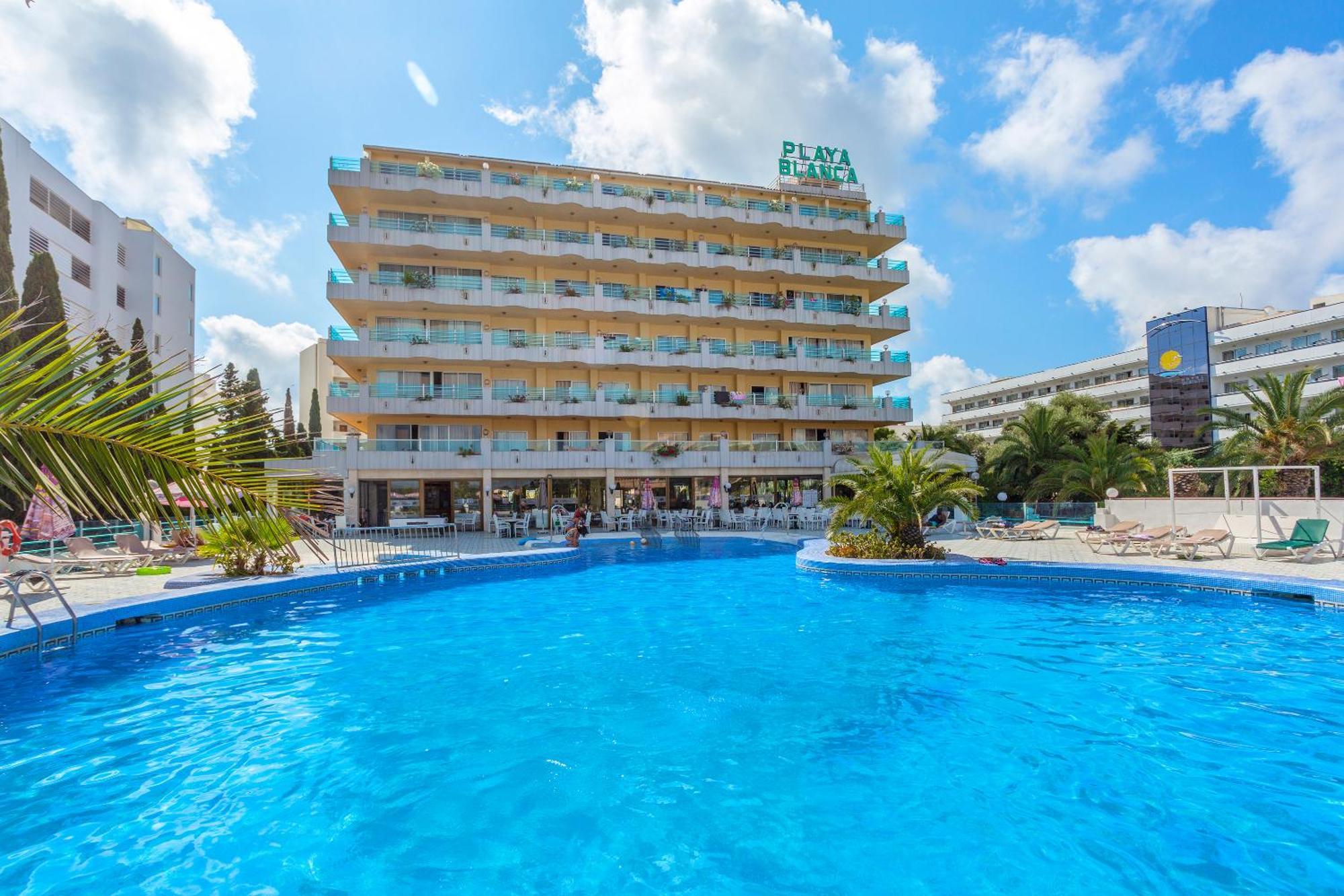 Playa Blanca Hotel Sa Coma  Bagian luar foto